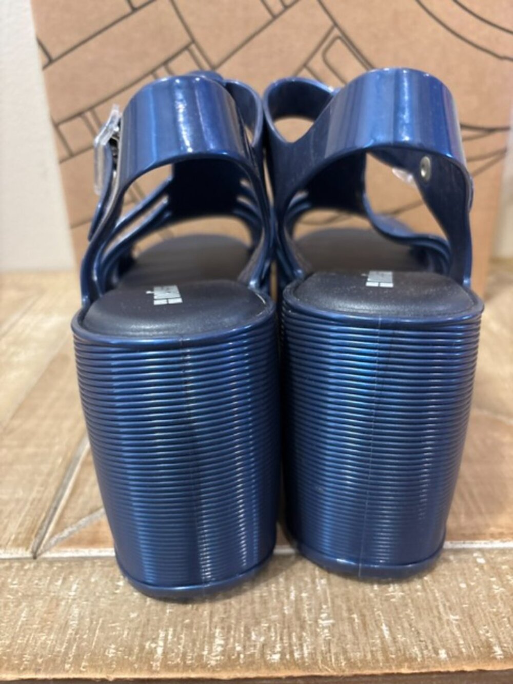 NEW Melissa MEL Station 79 Pearly Blue Jelly Platform Sandals Candy Scented - Picture 2 of 6